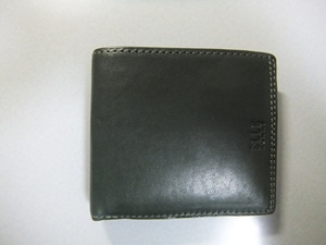 メンズの二つ折り春財布で小銭入れの仕切りがある財布をまとめてみた Hide Diary